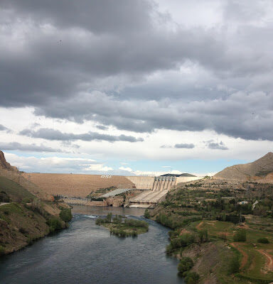 burakomer-hes hydropower energy plant completed